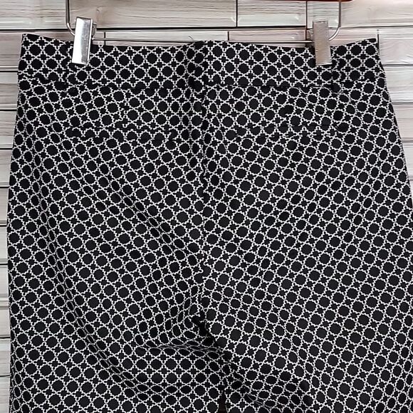 Hilary Radley women's printed capris dress pants Size 4 - Picture 6 of 15